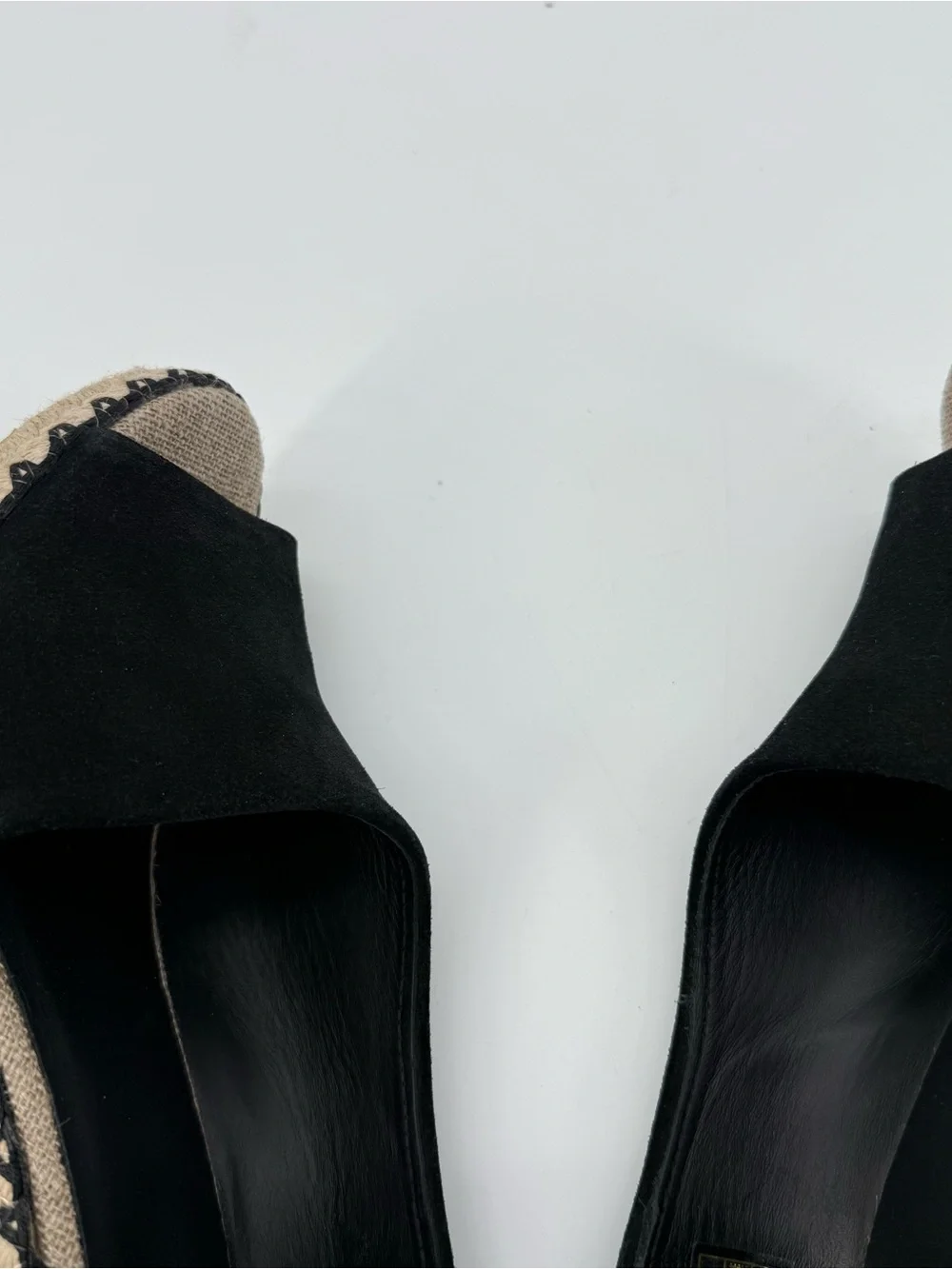 Vince Black Espadrille Wedges Suede Peep Toe Size 7.5M Designer Sonora Cutout